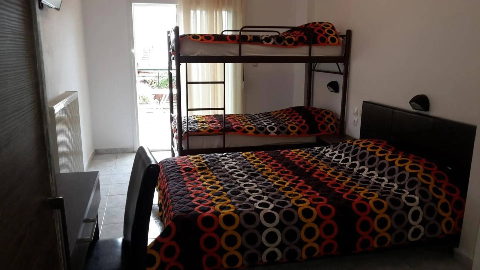 Vicky Rooms Παραλία Διονυσίου 0*,  Ελλάδα